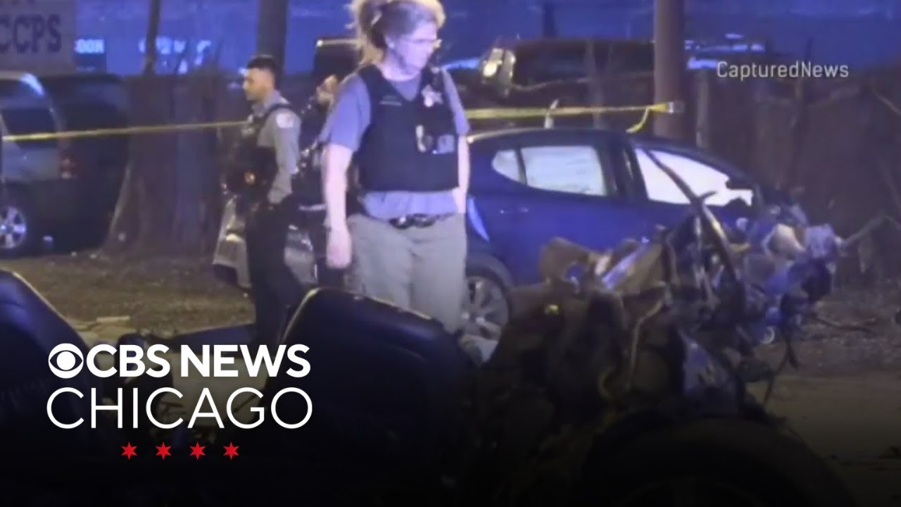 2 critically hurt in crash on Chicago's Southwest Side