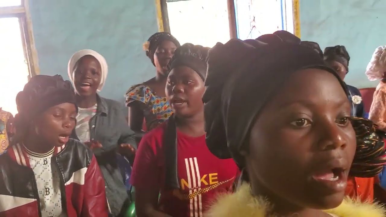 Injili kwaya Mwenye pendo ni wewe