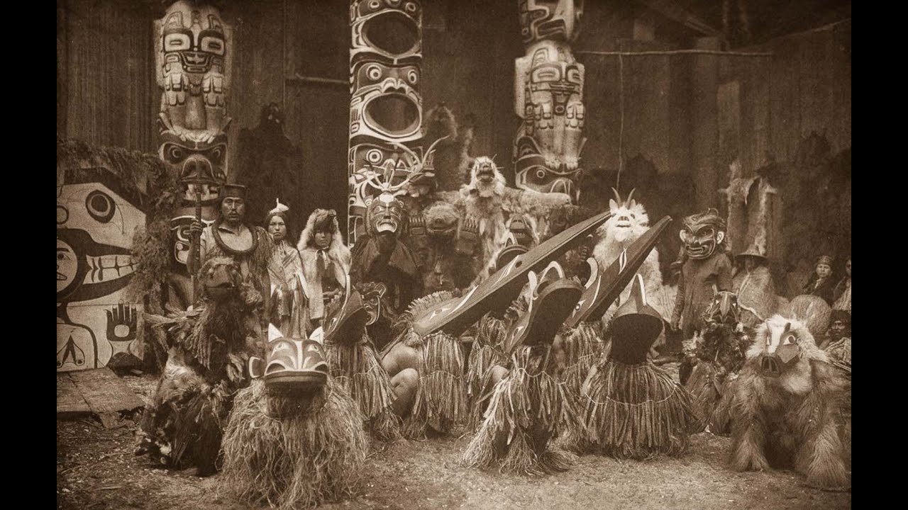 A rare photo collection of Native American life in the early 1900s, 1904-1924