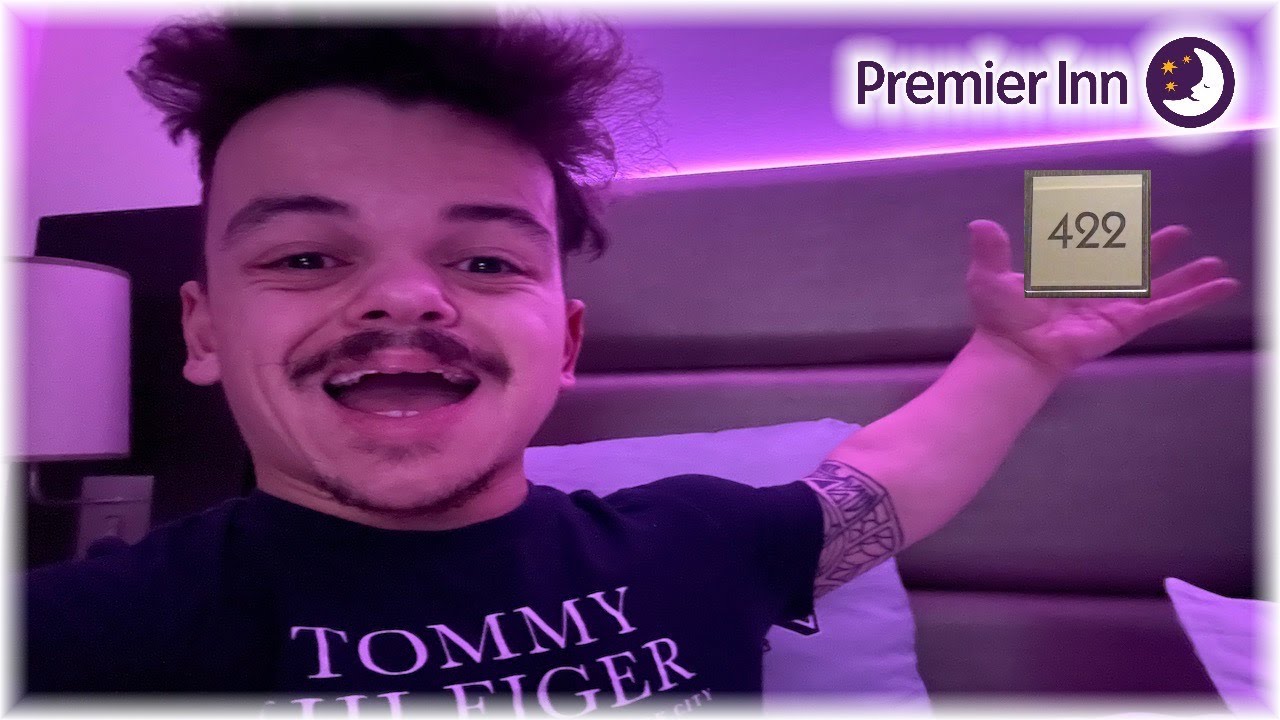 Let's look inside my Premier Inn London, Chiswick Room 2024 (Vlog)