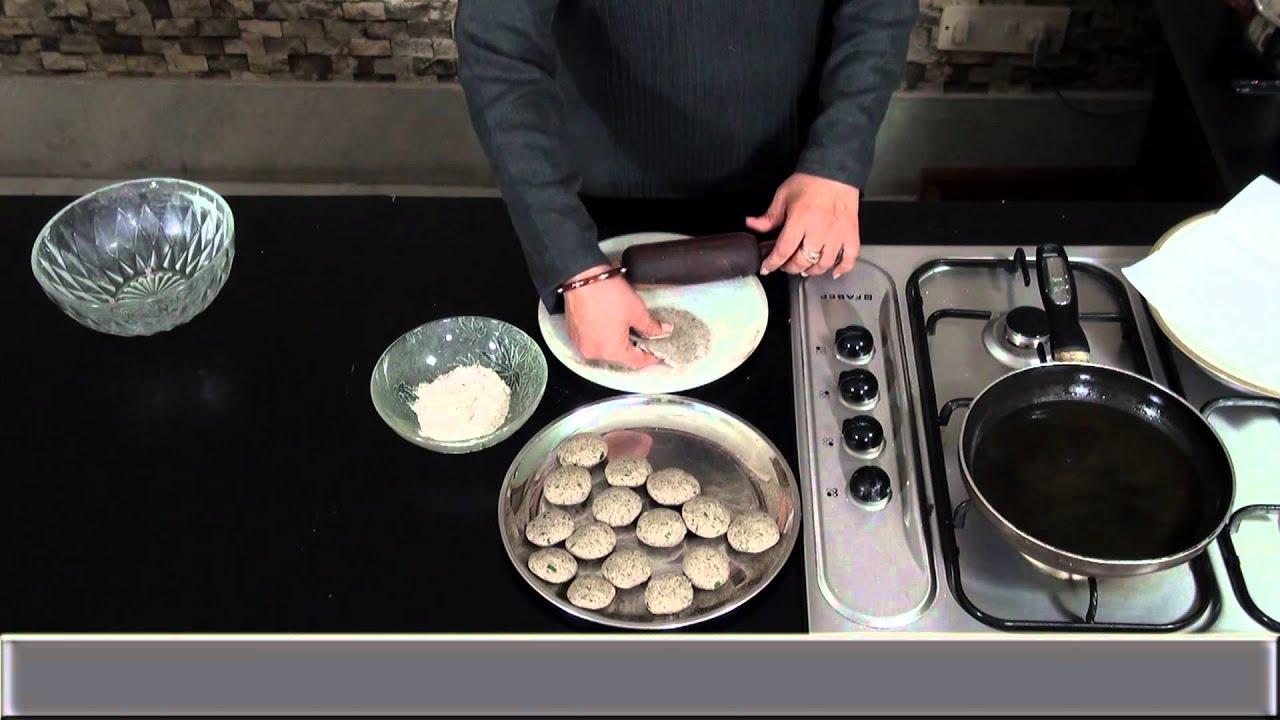 Kuttu ki Puri Recipe Video