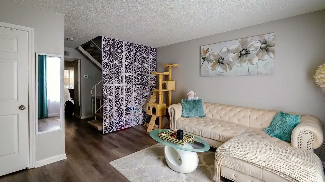 Multifamily For Sale | 1500 Howe Ave, Sacramento, CA | CRE Video | CRE Property Video by VidTech