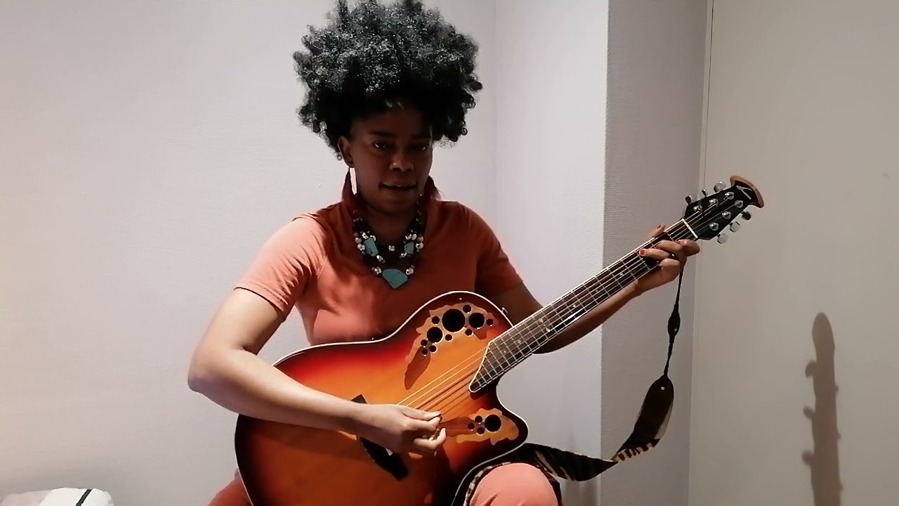 Monik Tenday - Tutoriel  Comment Jouer Du MUTUASHI guitare et chant