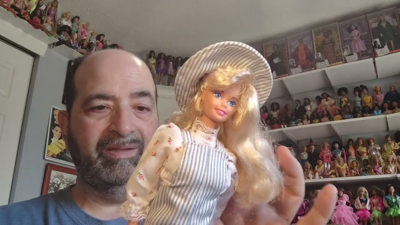 Barbie Dolls of the Week #410! Sharing dolls bought at a bargain and a classic set I bought in 1983!
