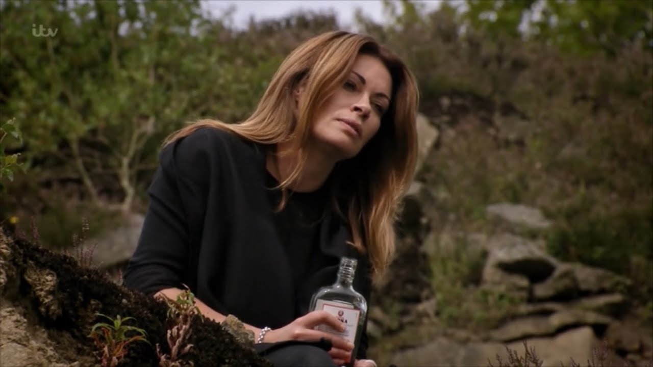 Carla Connor - 7th September 2015 (1/3)