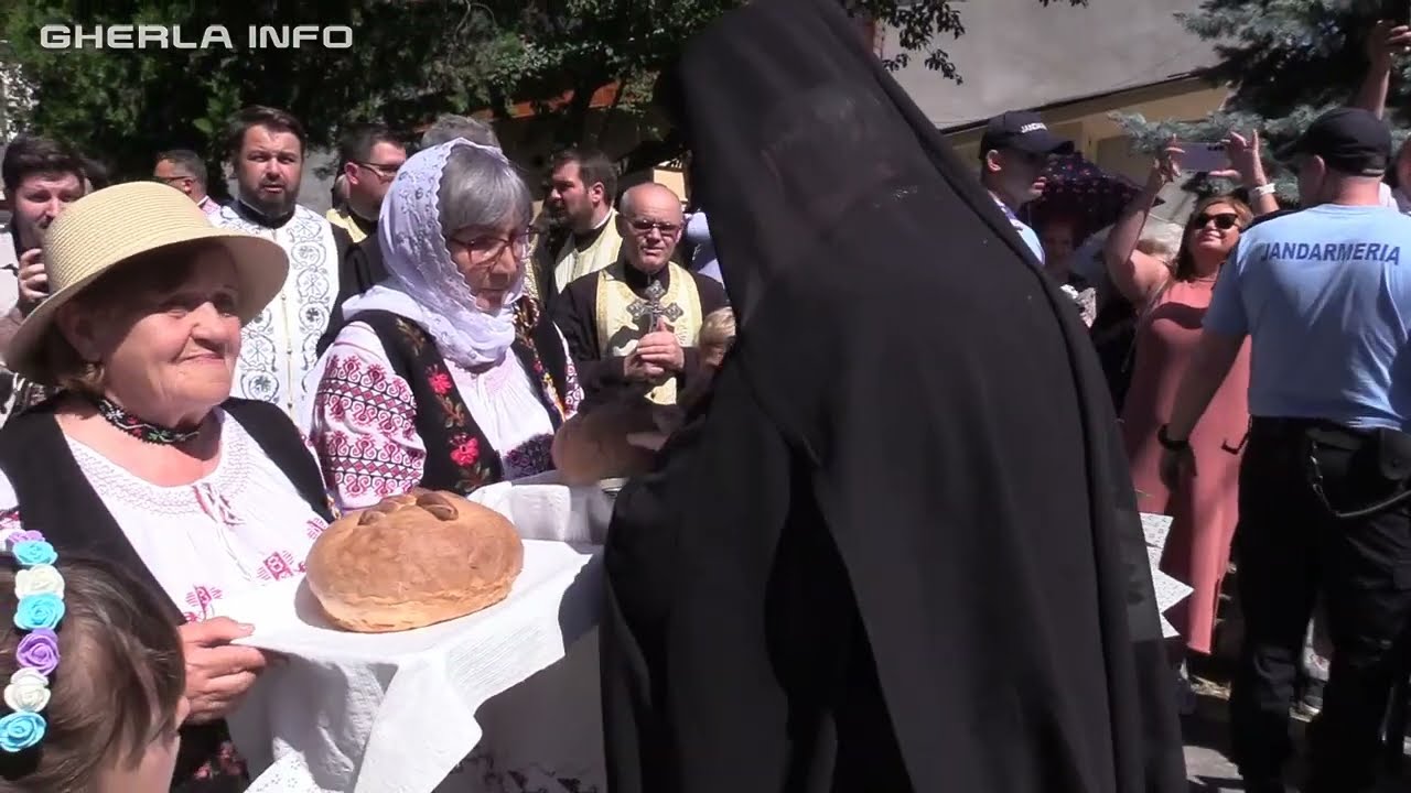 Pelerinaj la Mănăstirea Nicula pe jos de la Gherla cu IPS Andreicut (Cluj) 14 08 2023