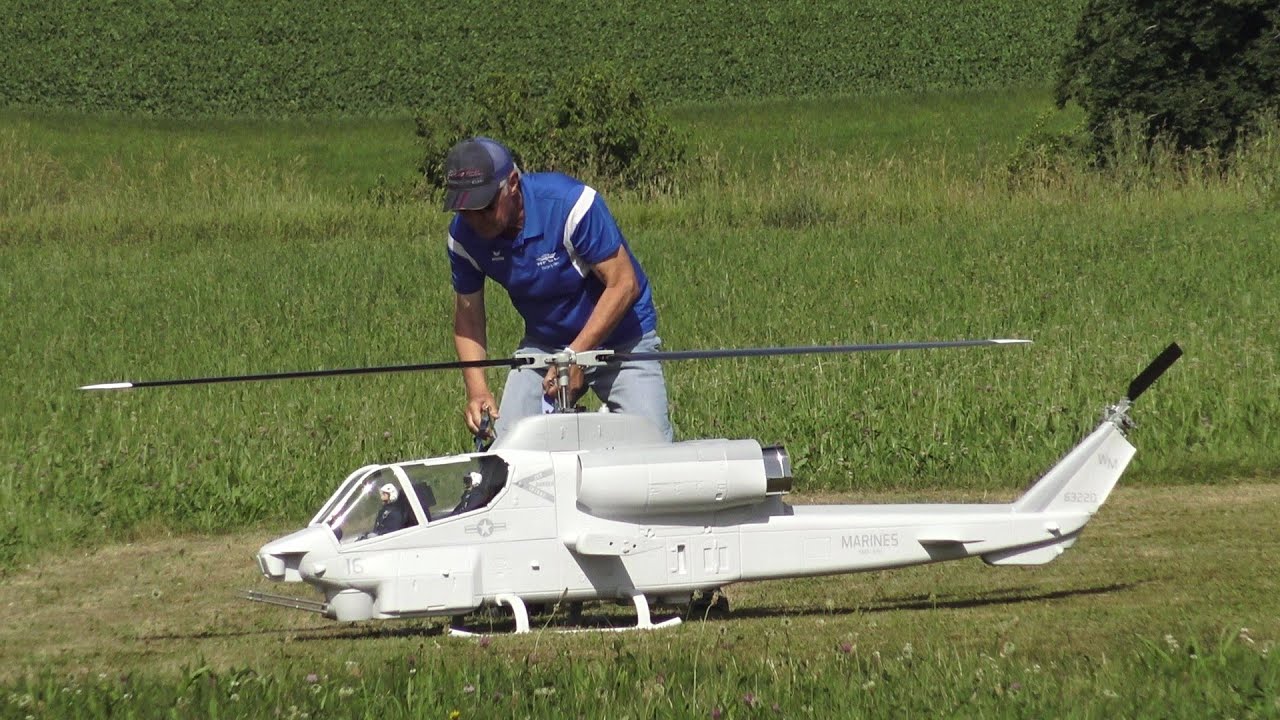 Bell AH-1W „Cobra“ RC Scale Turbine Model Helicopter