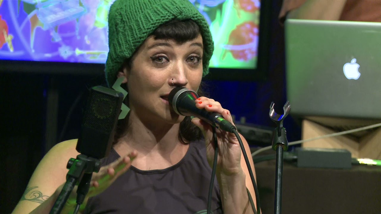 FLORES SALVAJES - SOL PEREYRA