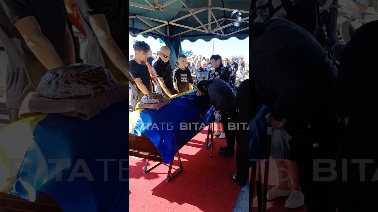 Йому назавжди 44! У Вінниці попрощались з головним сержантом, розвідником Олегом Кривогузом