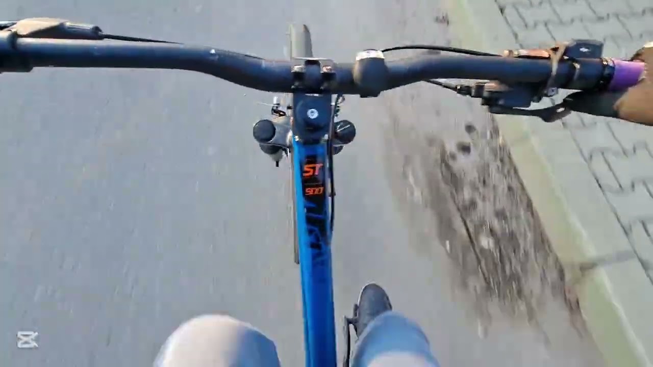Ne -am întâlnit cu ambulanță pe drum(bike vlog(