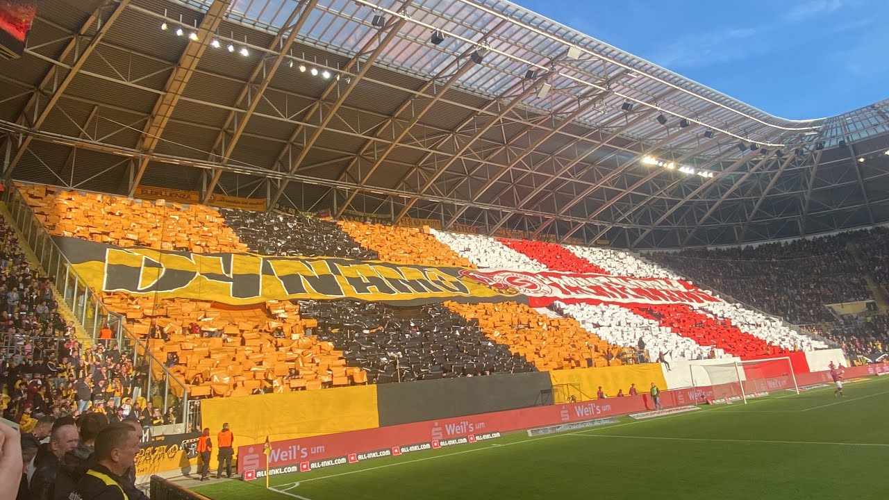 Dynamo Dresden | K-Block Choreo und Fanfreundschaft FSV Zwickau 2022