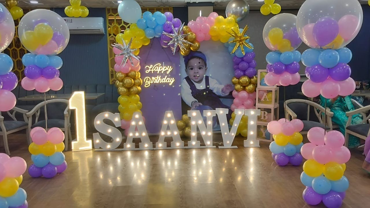 Hamari gudiya Saanvi ka 1st birthday celebration 👶🎈🎂