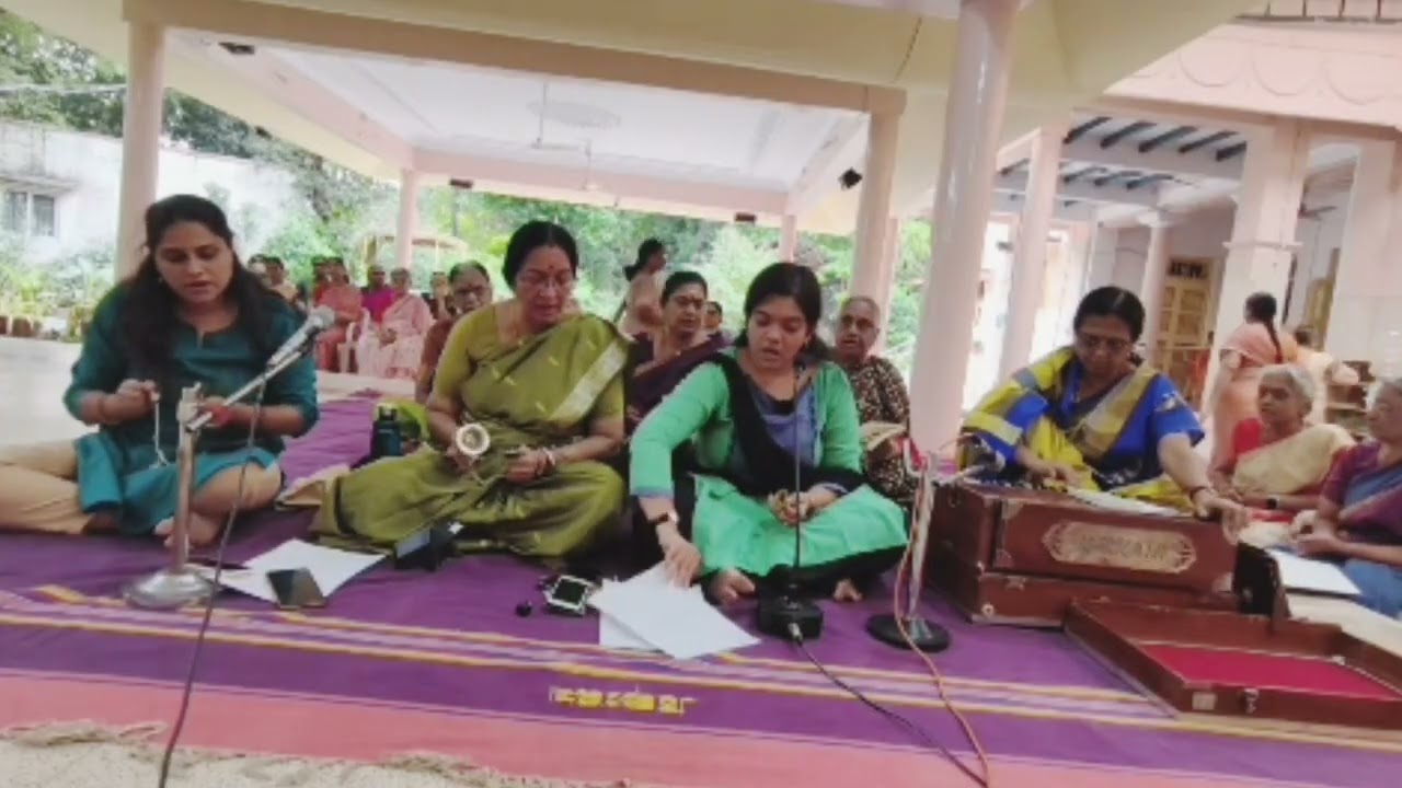 Bhajans by Sri Sarada Math Bhajan Group, ஸ்ரீ சாரதா மடம் பஜனைக் குழு