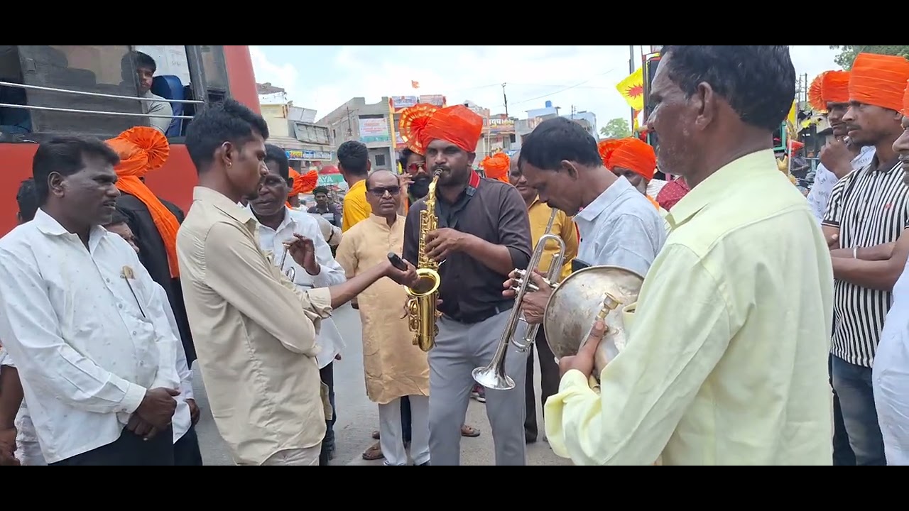 Ambika brass band.maina bhulunga 