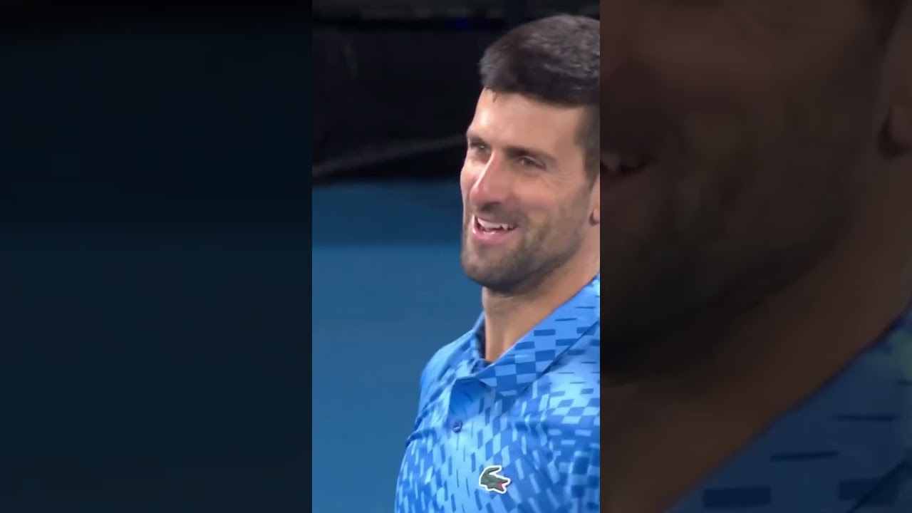 Novak Djokovic had the crowd laughing with his response to a heckler 🤫😂 #AustralianOpen