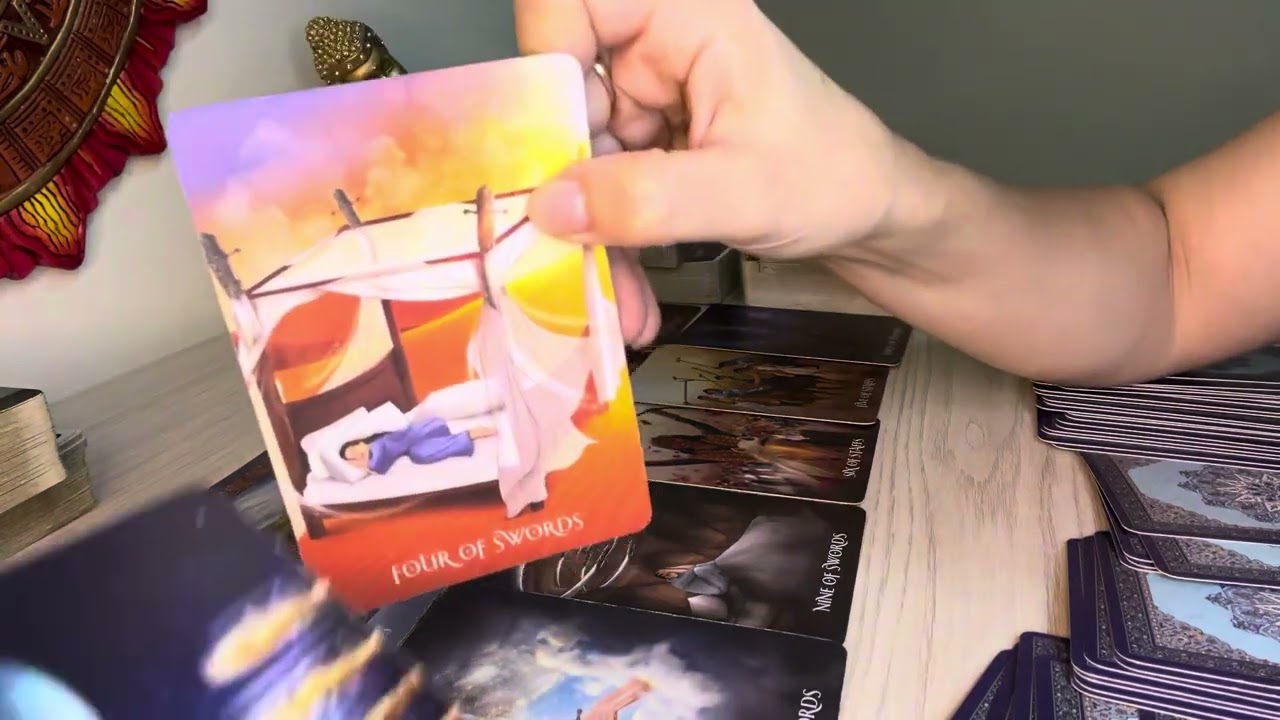 Sua Vida AMOROSA nos próximos 30 dias 🔮 TAROT REVELOU