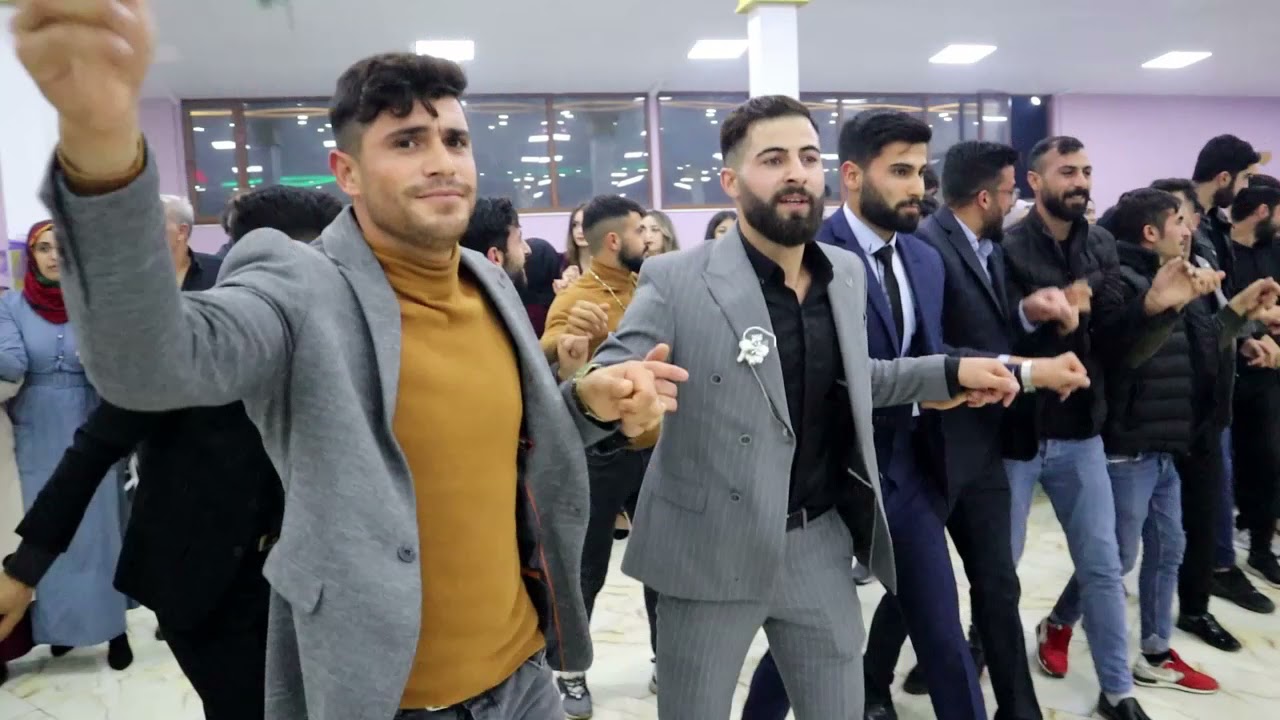 MUŞLU İHSAN HEREKEDE canlı performans (HALAY)