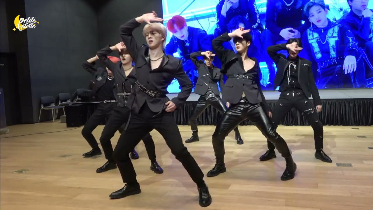 210404 위아이WEi -  럽샷 LOVE SHOT [WEi full cam]