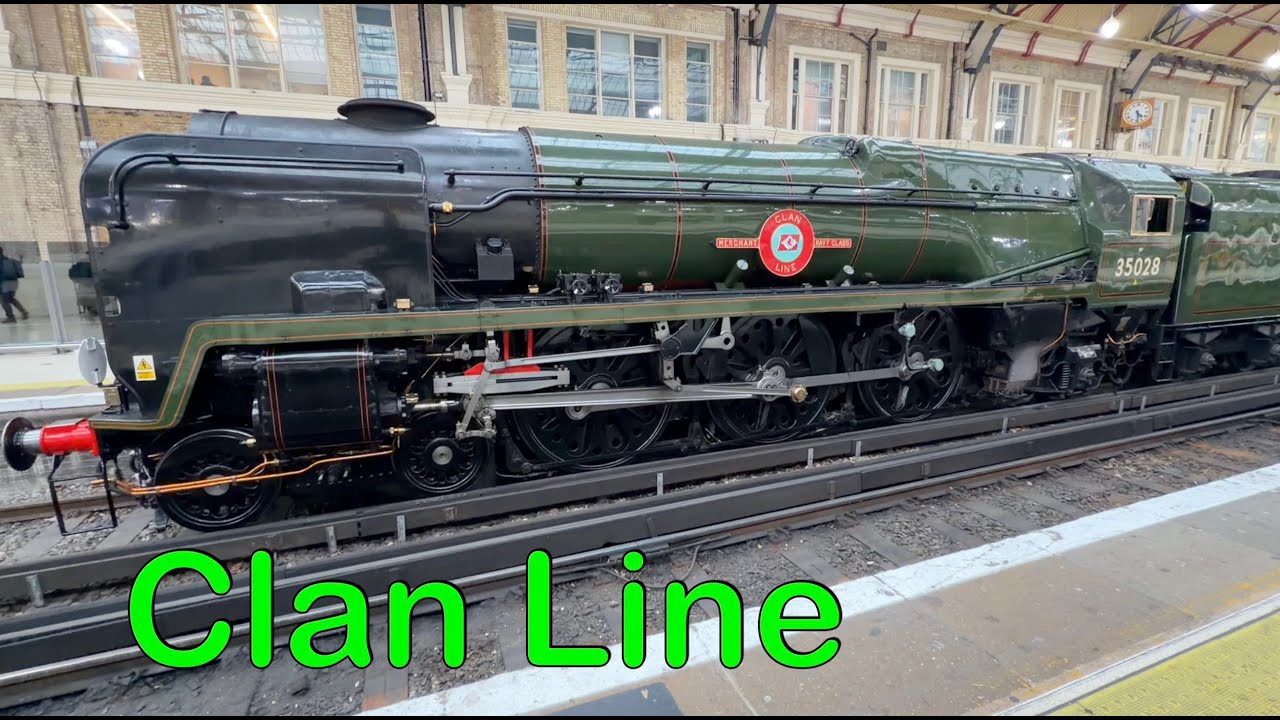 Clan Line Returns to Victoria Station in London.  23rd October 2025.   4k