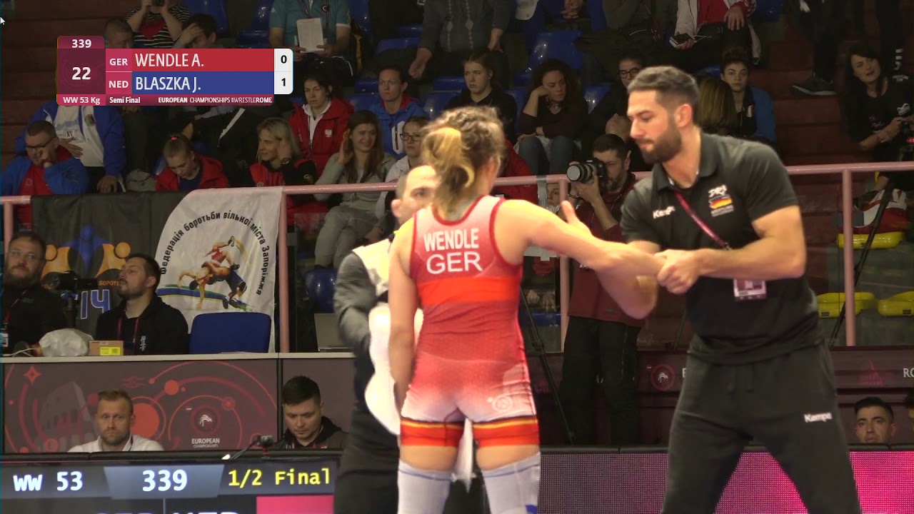 1/2 WW - 53 kg: A. WENDLE (GER) v. J. BLASZKA (NED)