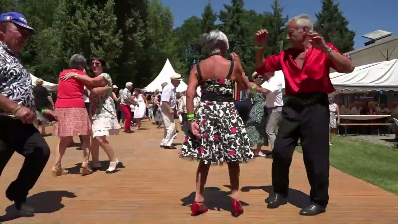 Baptiste PAROUTY St Laurent de Ceeris juil 2022 Bourrée, folklore