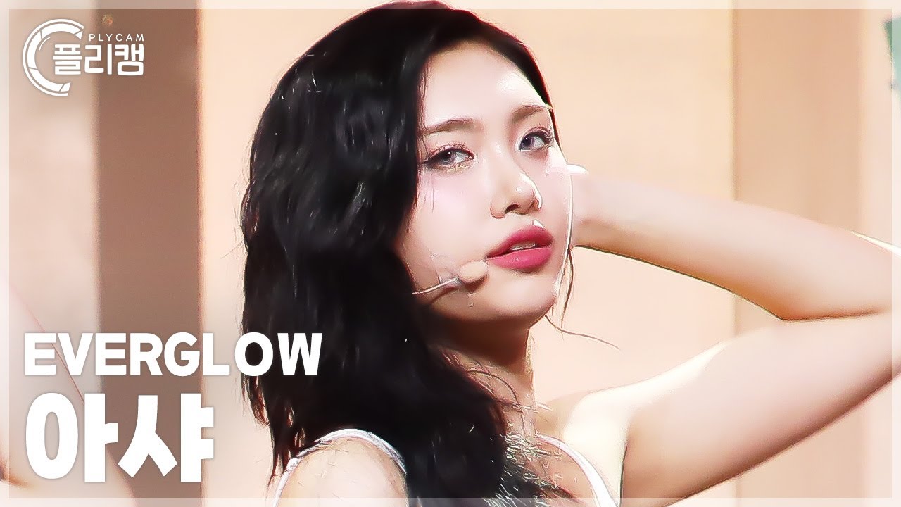 [플리캠 4K] EVERGLOW AISHA 'ZOMBIE' (에버글로우 아샤 직캠) l Simply K-Pop CON-TOUR Ep.618