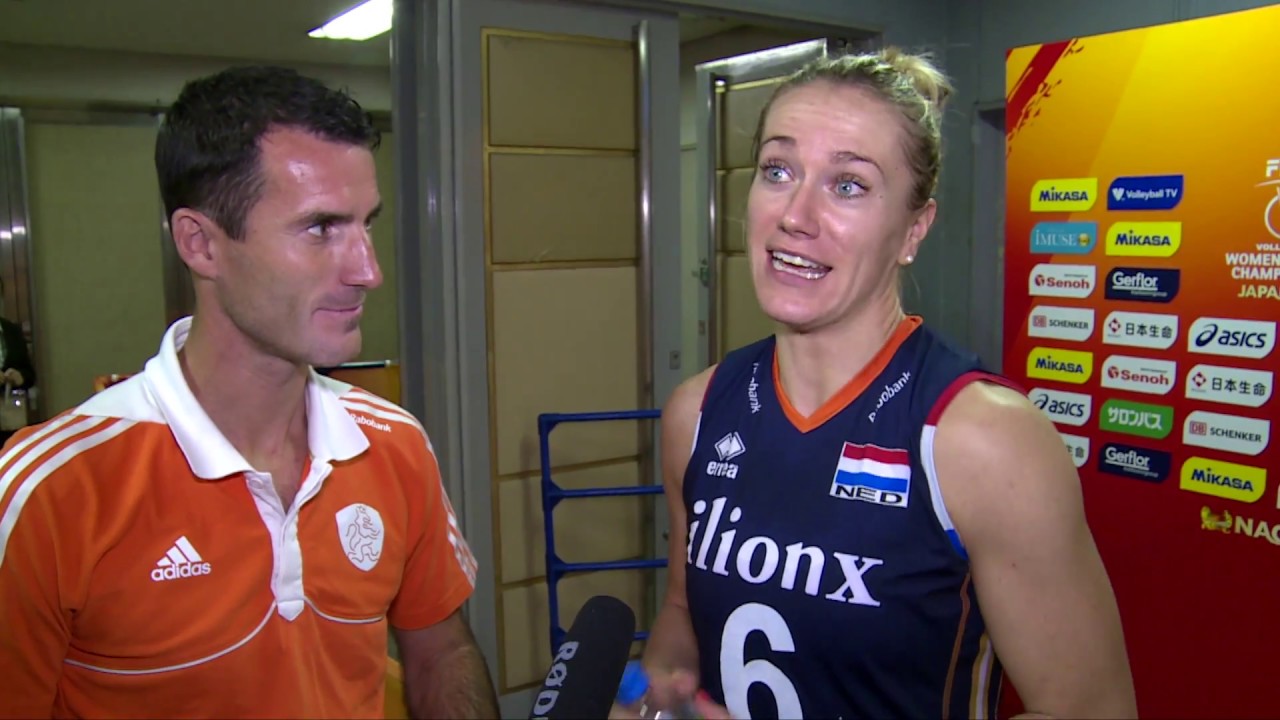 Marcel Balkestein is in Japan om zijn vrouw Maret aan te moedigen op het WK Volleybal