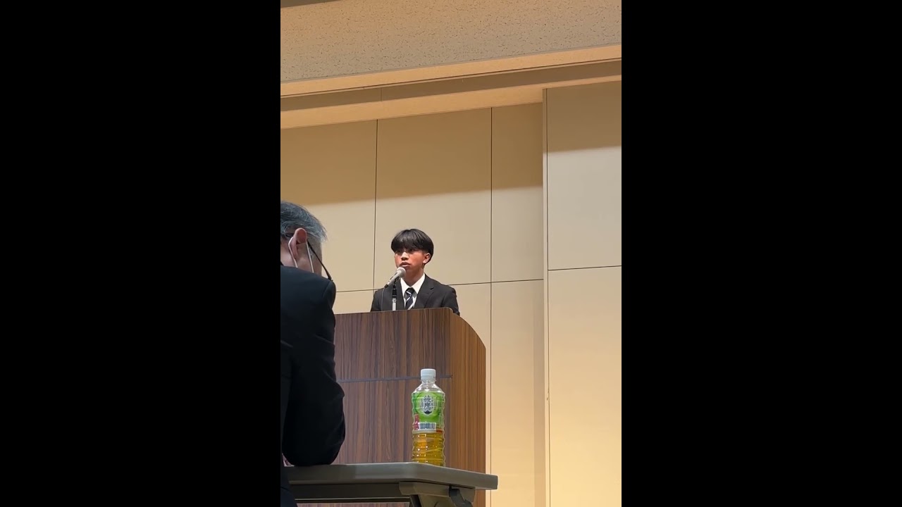 ダニ　スピーチ