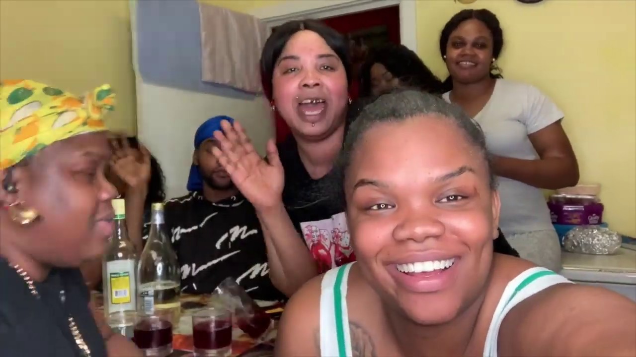 MY JAMAICAN FAMILY ARE BORING IN THE BEDROOM  DEBATE ‼️🤪 | CHRISTMAS SPECIAL | FAMILY VIDEO | ‼️‼️