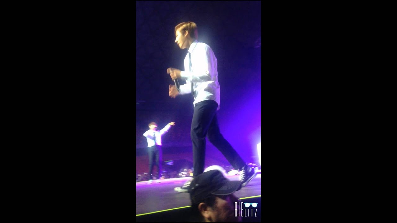 [FANCAM]150802 BTS JeongKook throwing a kiss in my direction #TRBinChile