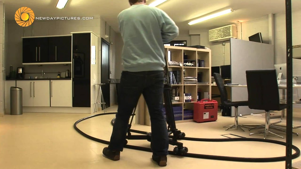 Losmandy Spider Dolly with FlexTrack (Straight Track channels not supplied) - Assembly and Use