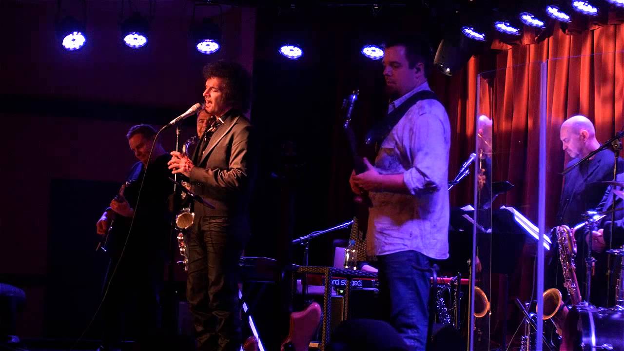Gino Vannelli I Just Want to Stop at Jazziz Nightlife