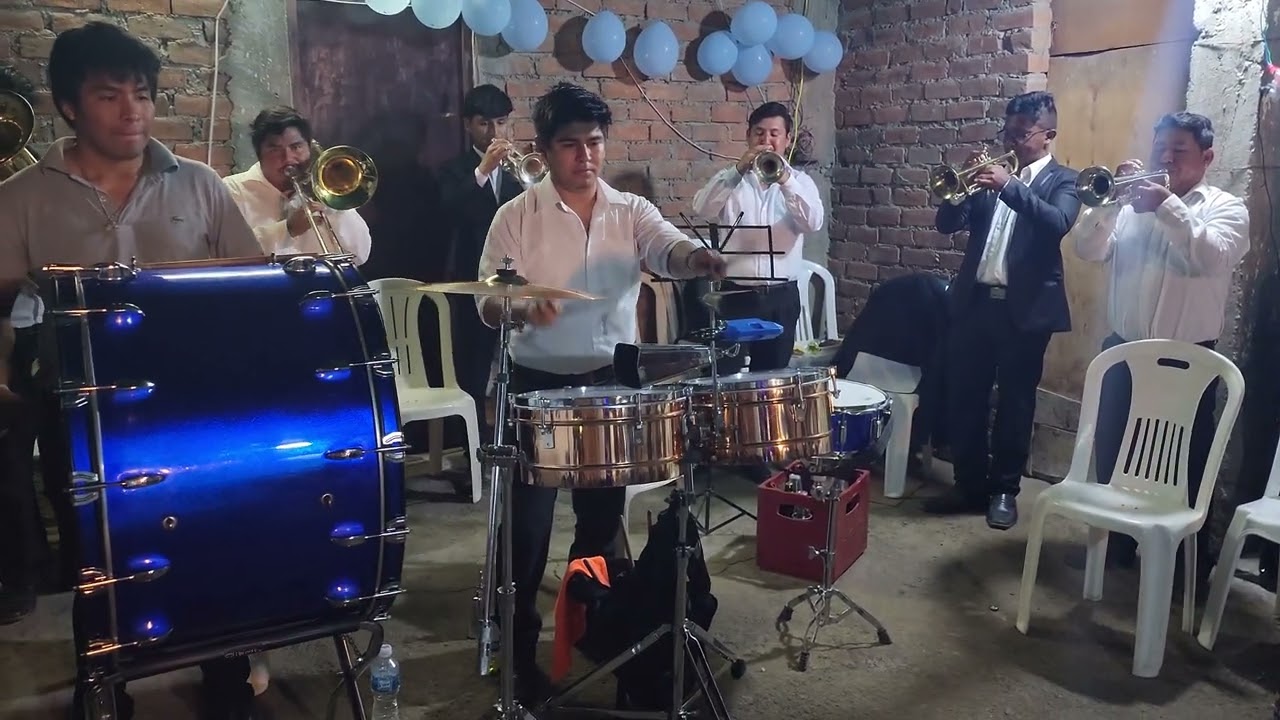 Banda Show Nueva Generación- tema - pescadito cumbia
