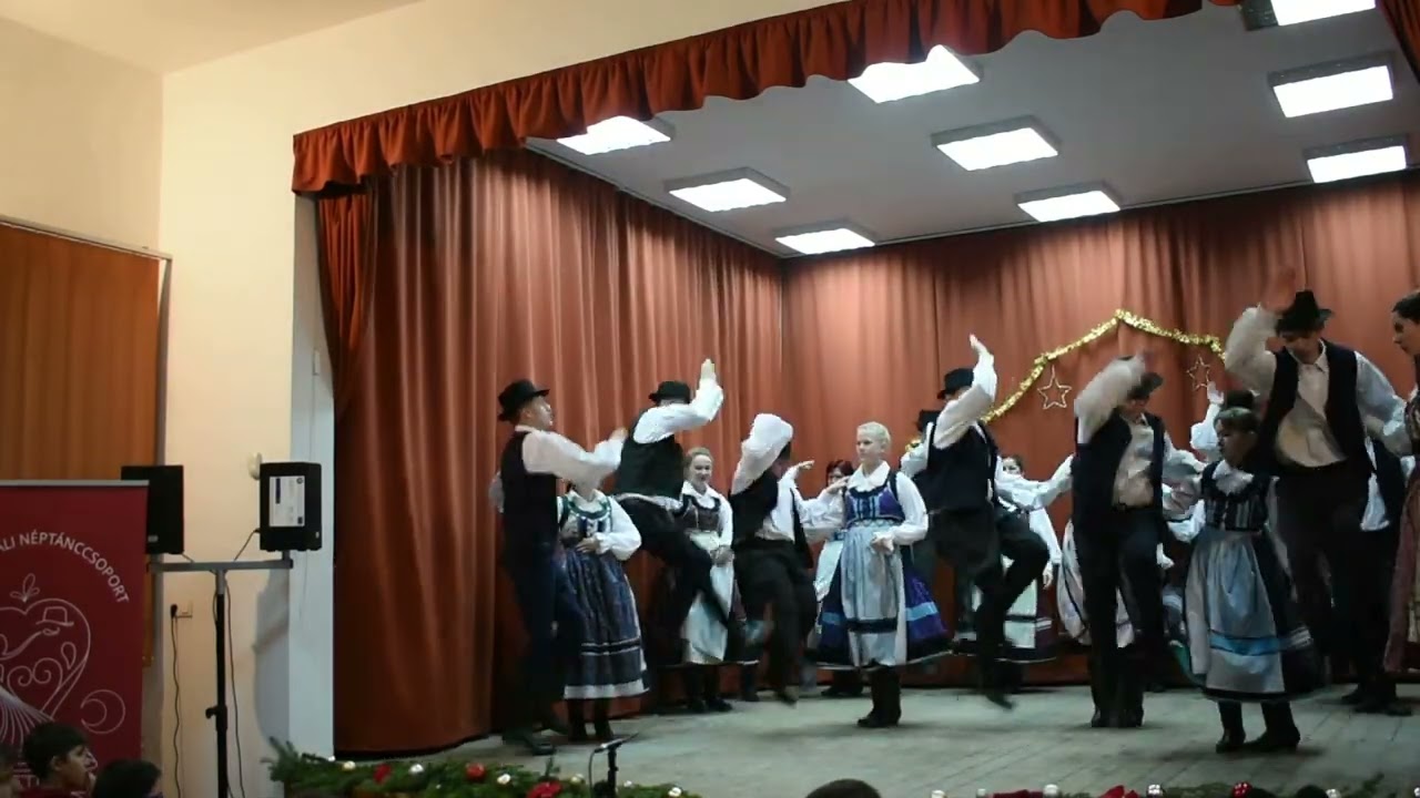 Ördöngösfüzesi táncok