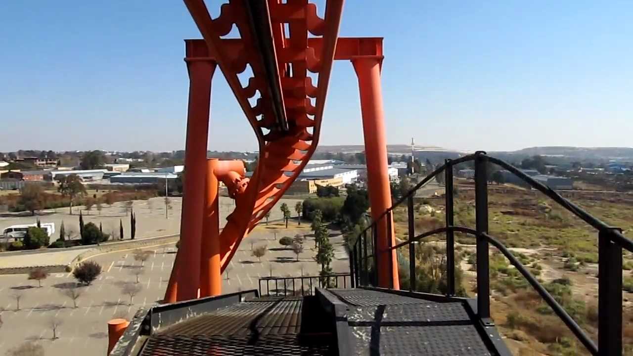 Gold Reef City - Anaconda - front seat POV