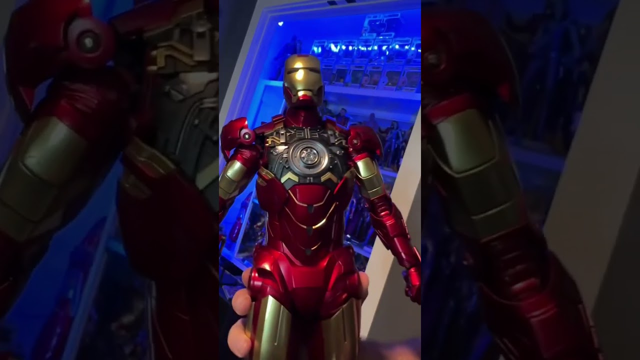 Mind-Blowing IRON MAN 2 Figure With Gantry (Hot Toys 1/4 Scale)