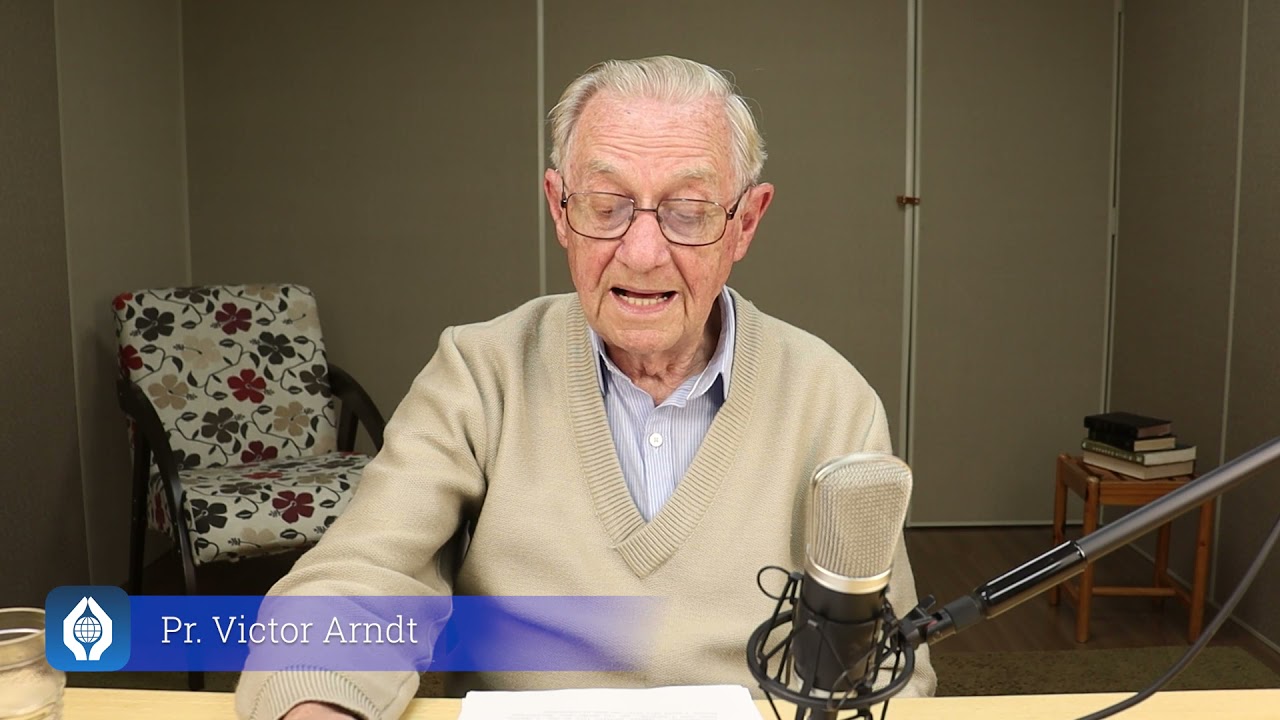 Meditações com Pr. Victor Arndt -  A Lei e a Graça - HCJB