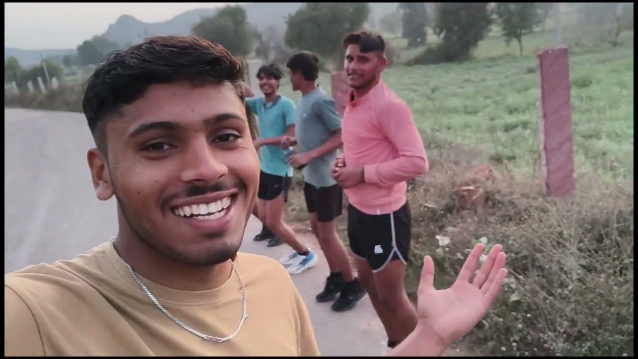 T A की भर्ती के लिए रनिंग करते हुए 