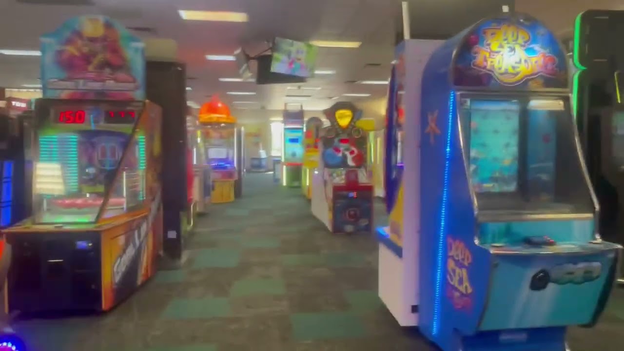 Moreno Valley, CA Store Tour (Chuck E. Cheese)