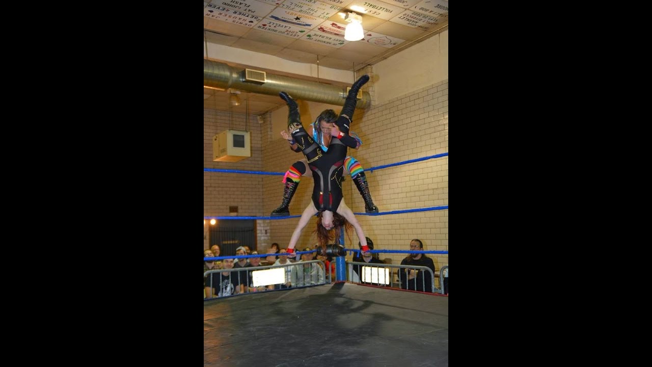 Taeler Hendrix VS. Mary Elizabeth Monroe (Kelly Klein) - Absolute Intense Wrestling