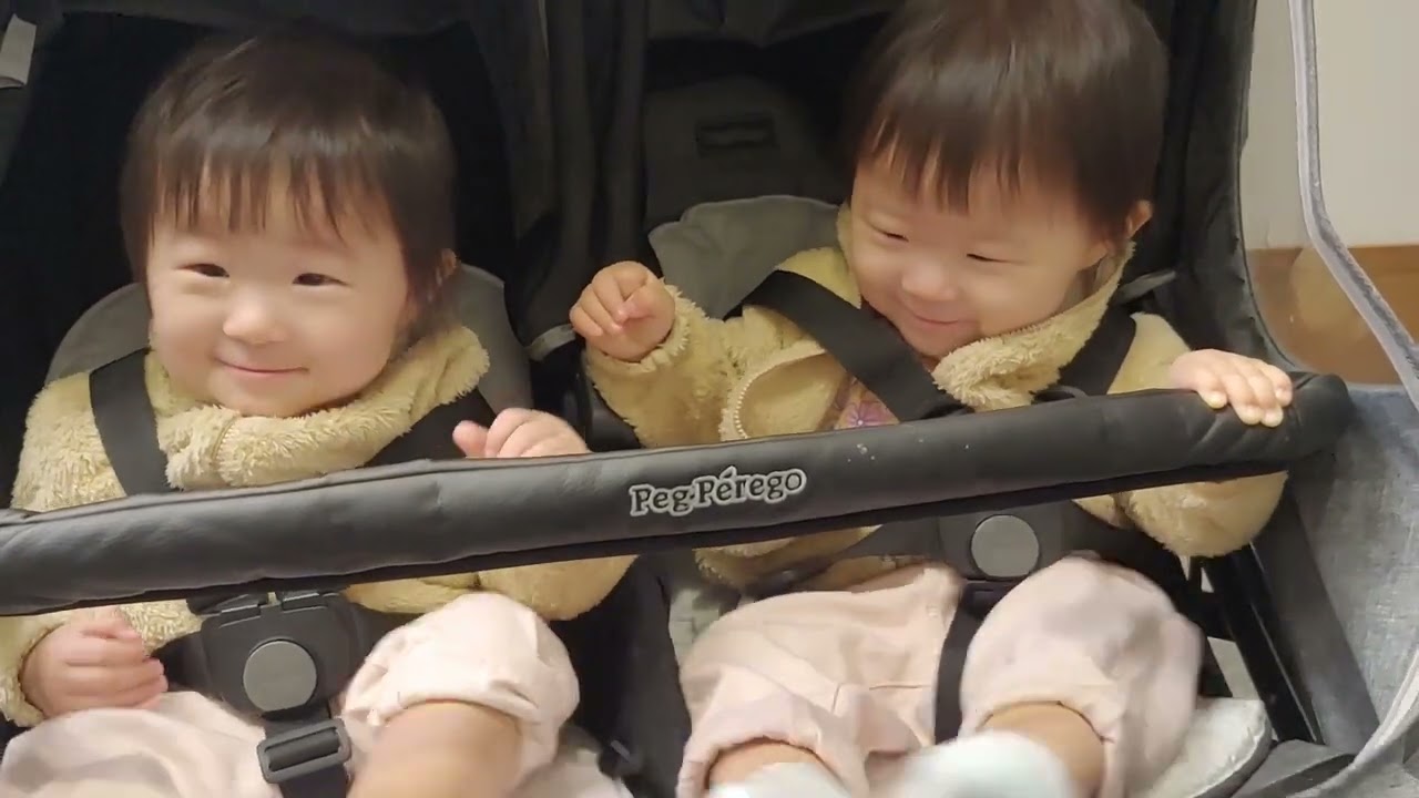 아빠랑 놀아요(윙크, 애교, 깡총, 까꿍~)