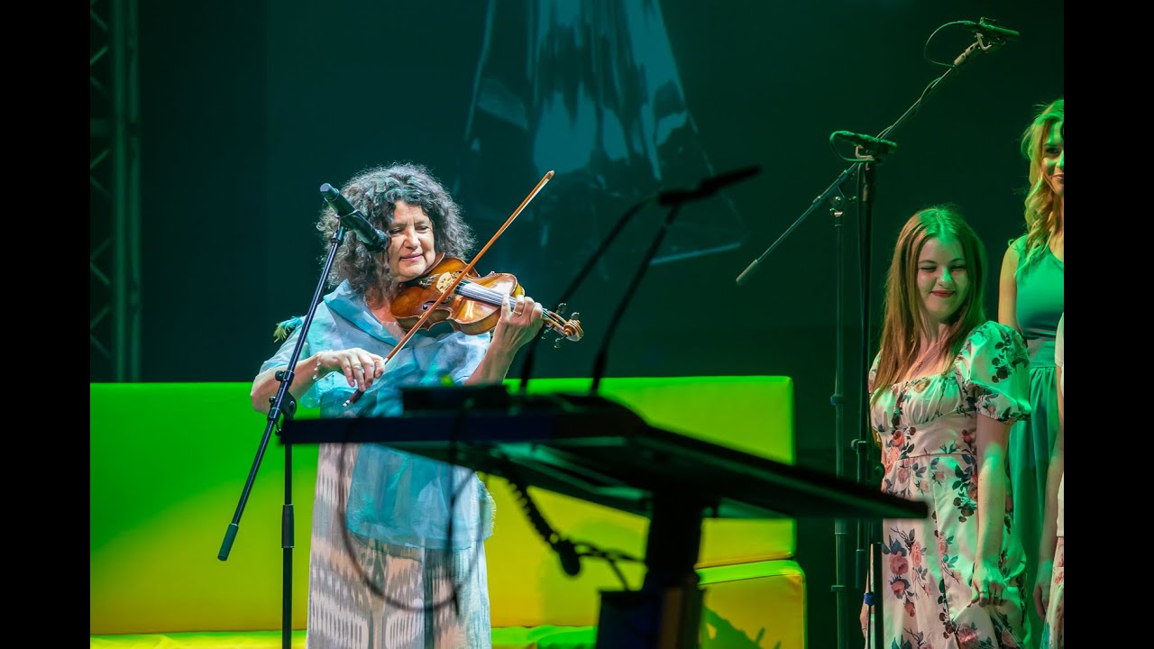 IVA BITTOVÁ A OPERNÍ STUDIO NDM - Pozvání k tanci (live, Ceny Jantar, Ostrava)