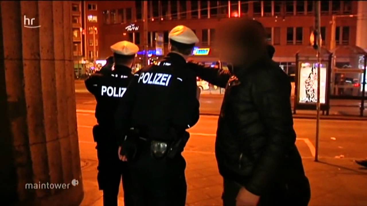 Bundespolizei am Frankfurter Hauptbahnhof (Doku 2016)