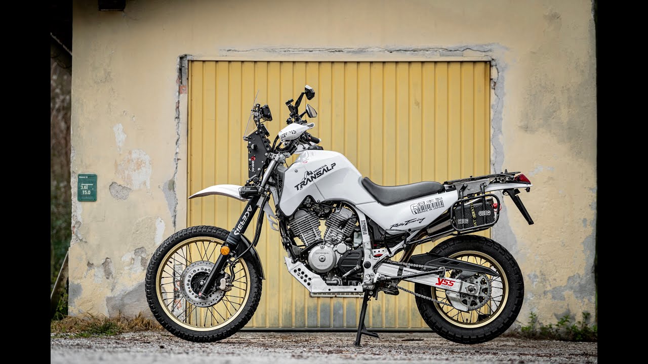 Honda Transalp 600, der Umbau im Detail von: 