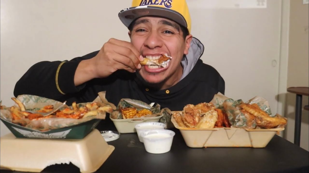 Wingstop mukbang