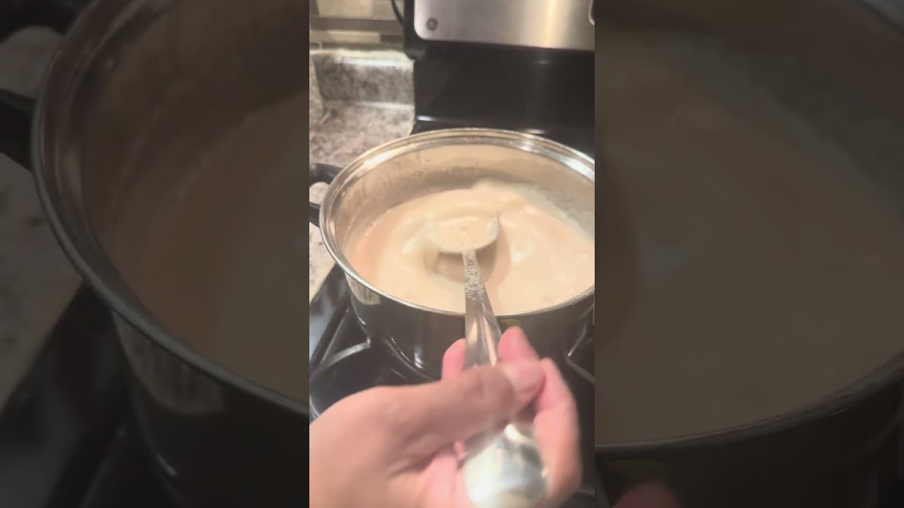 Atole de guayaba ￼ a mi estilo ￼