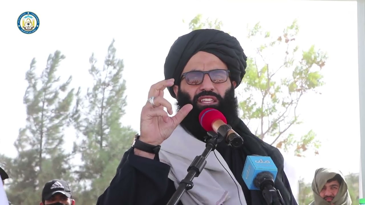 د بلخ ولایت اسلامي پولیسو له ښوونیز او روزنیز مرکز څخه ۵۰۷  تنه فارغ شول