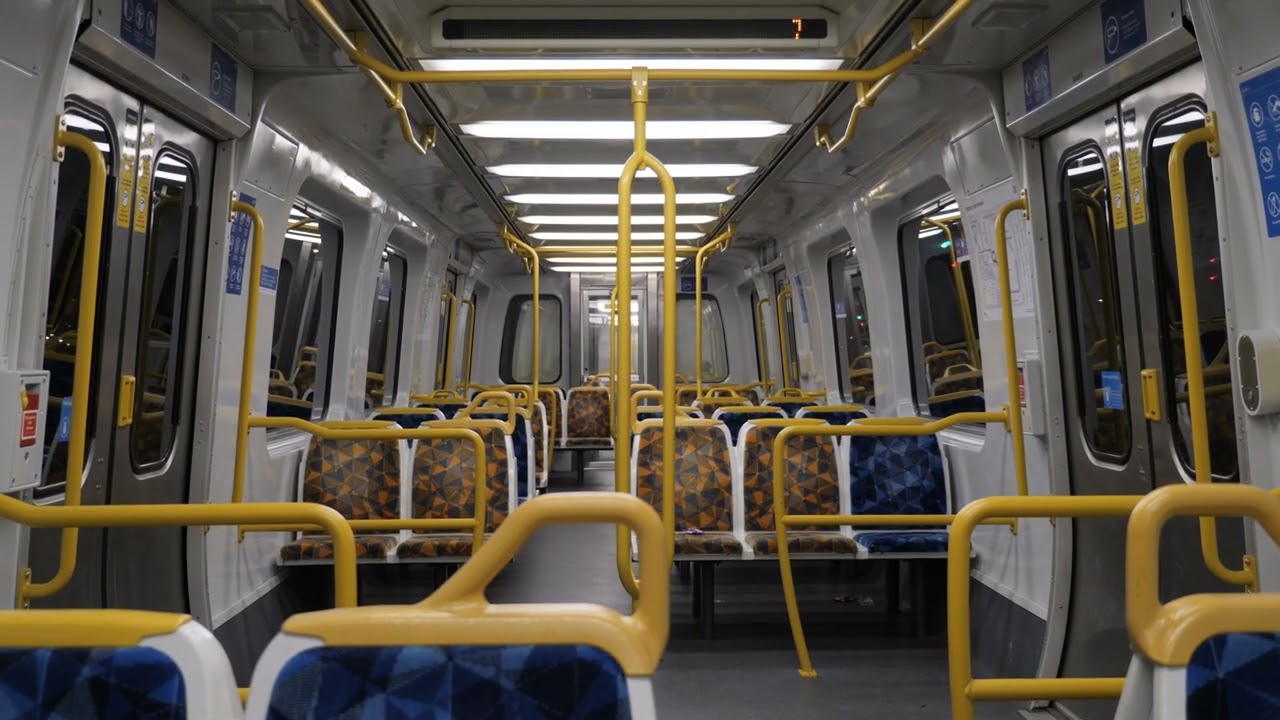 EDI Comeng Announcements | Showgrounds Line | 1031T