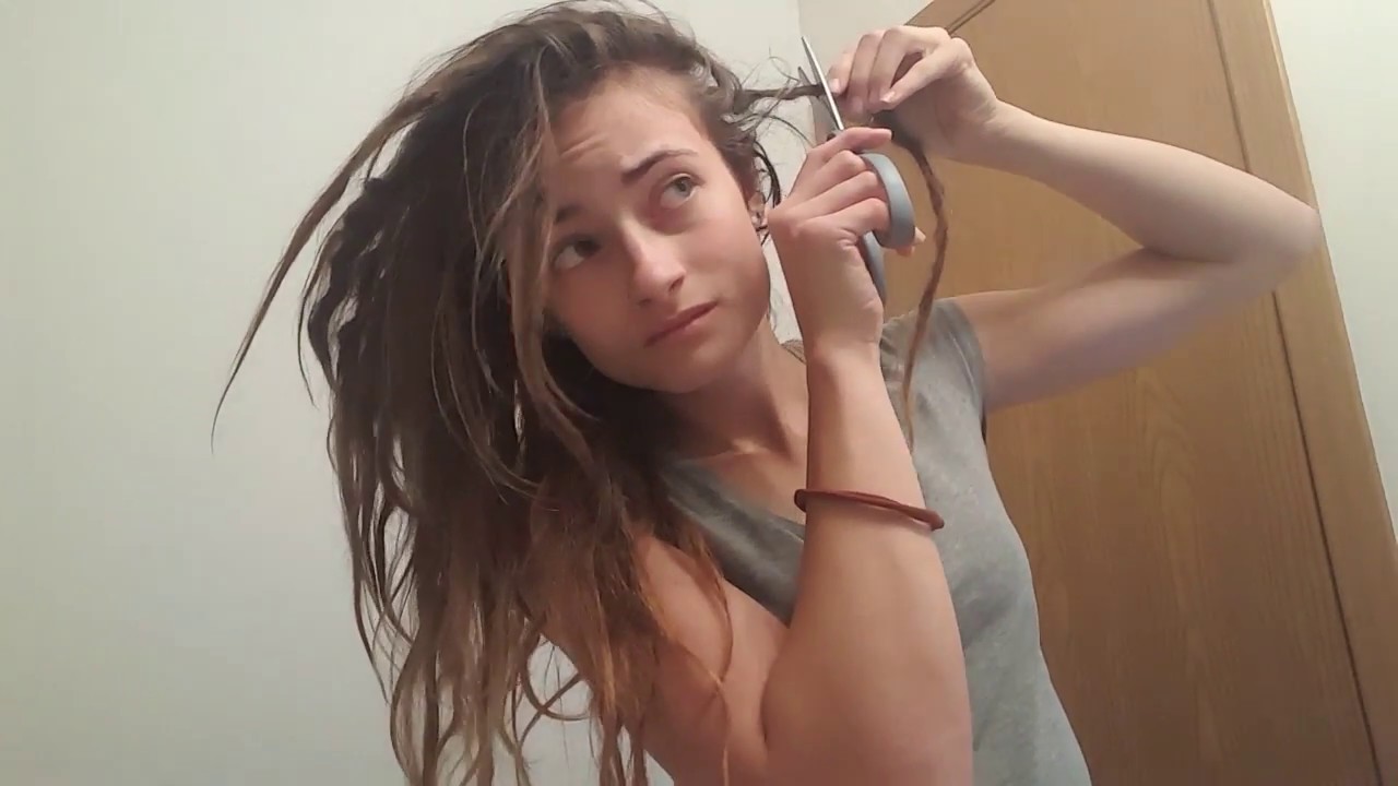 Cutting Off And Brushing Out My Dreadlocks - Long Hair to Short Hair
