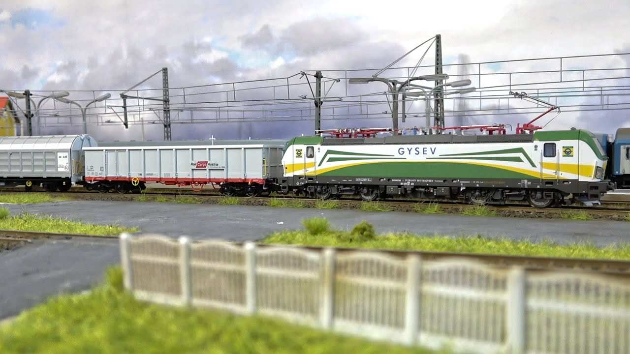 GYSEV Vectron tolatós tehervonattal - valósághű üzem hangos mozdonyokkal
